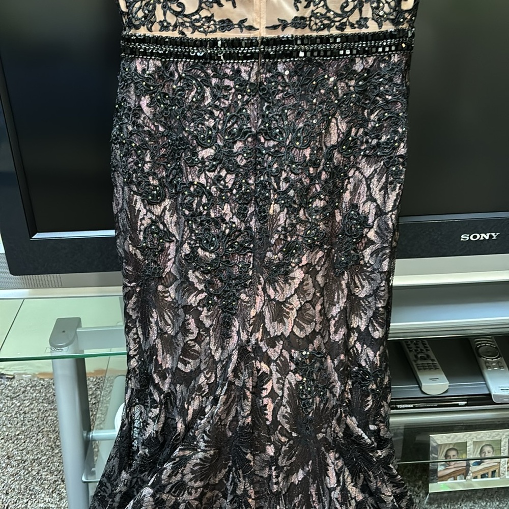 Mac Duggal Evening Dress Size 6 EUC - Picture 8 of 16
